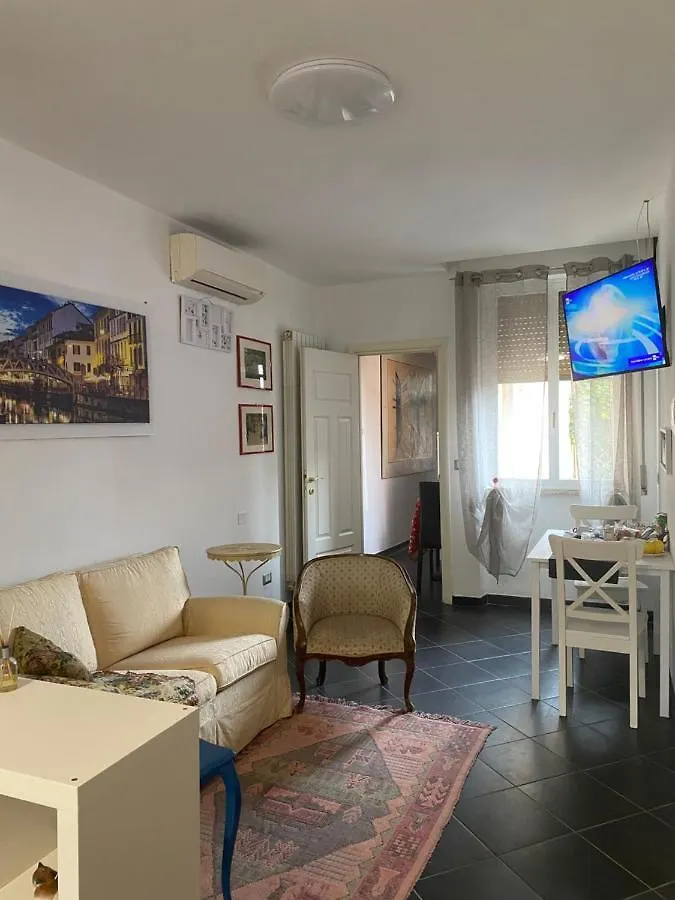 Al 20 Guest House Fiera Milano - Certosa - San Siro 0*, Milan